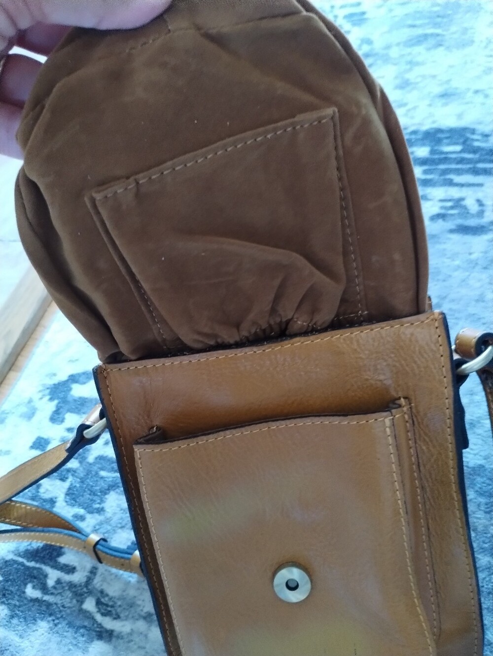 Patricia Nash Mustard Yellow Leather Crossbody - Picture 6 of 10